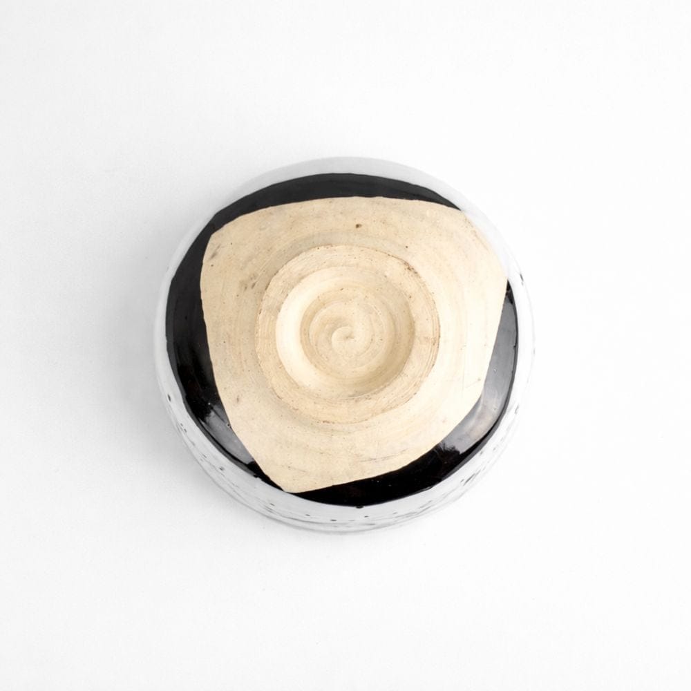 Black and White Mino Matcha Bowl Black and White Mino Matcha Bowl