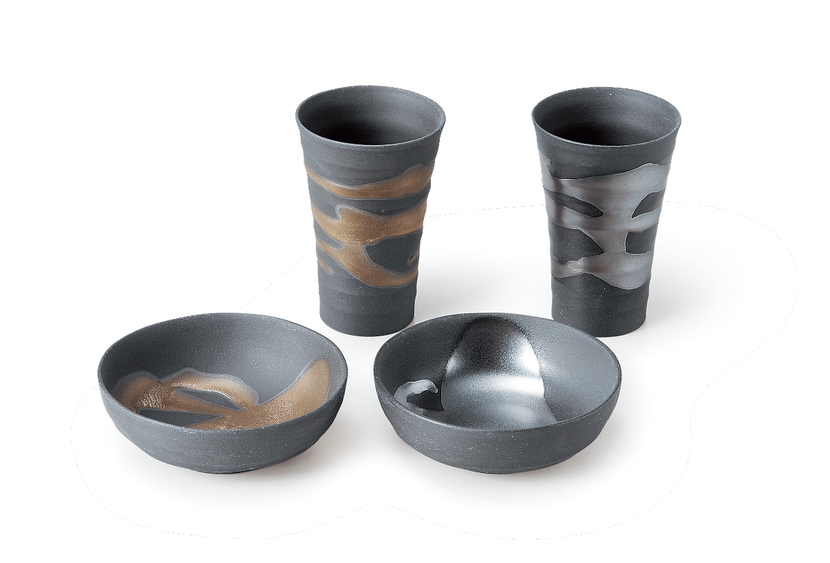 Gold and Silver Otsumami Cup Pair Gold and Silver Otsumami Cup Pair - Japanese Tableware | MyJapaneseWorld