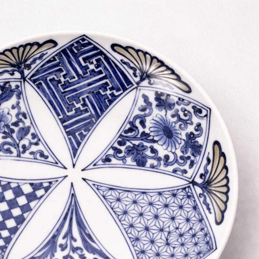 Hasami Silver Flower Dinner Plate Hasami Silver Flower Dinner Plate