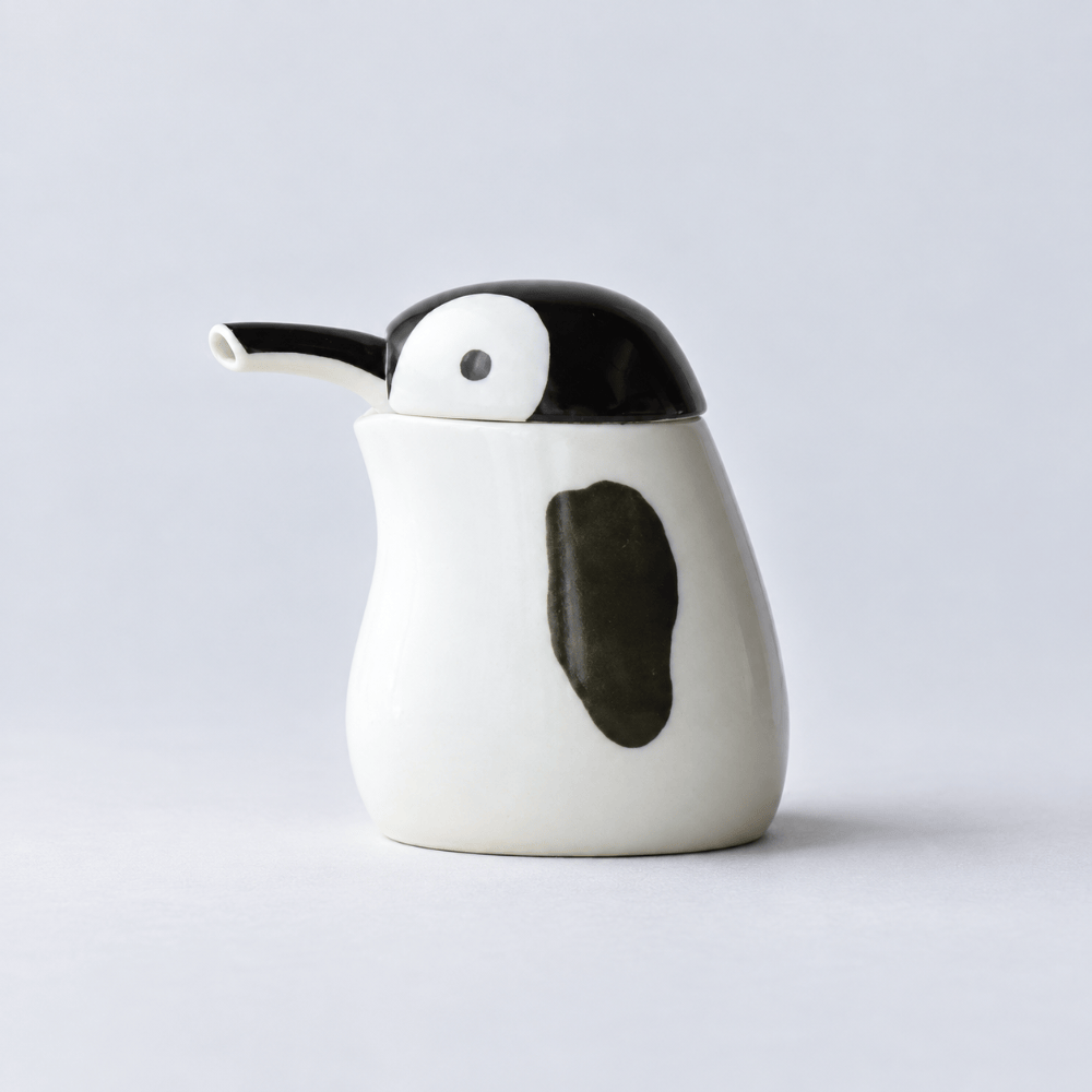 Arita Penguin Soy Sauce Dispenser Japanese Soy Sauce Dispenser – Arita Penguin | MJW