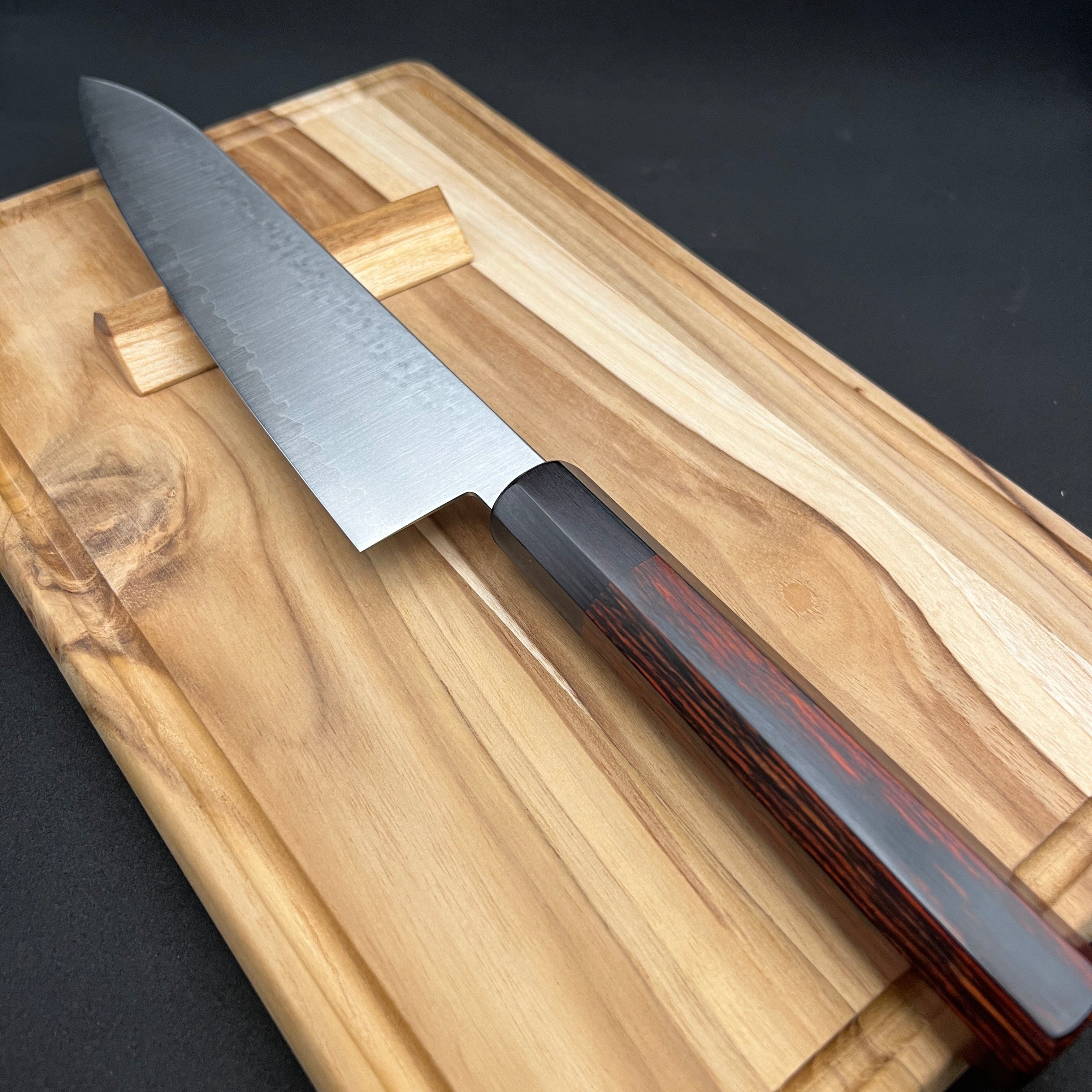 Katawa Octagonal Chef Knife 21cm Red Katawa Octagonal Chef Knife 21cm Red - Japanese Knives | MyJapaneseWorld