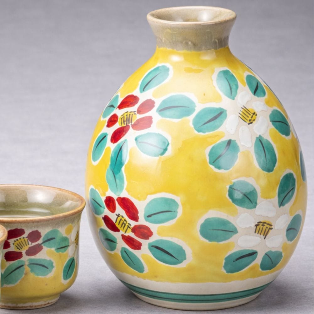 Kutani Floral Sake Set Kutani Floral Sake Set
