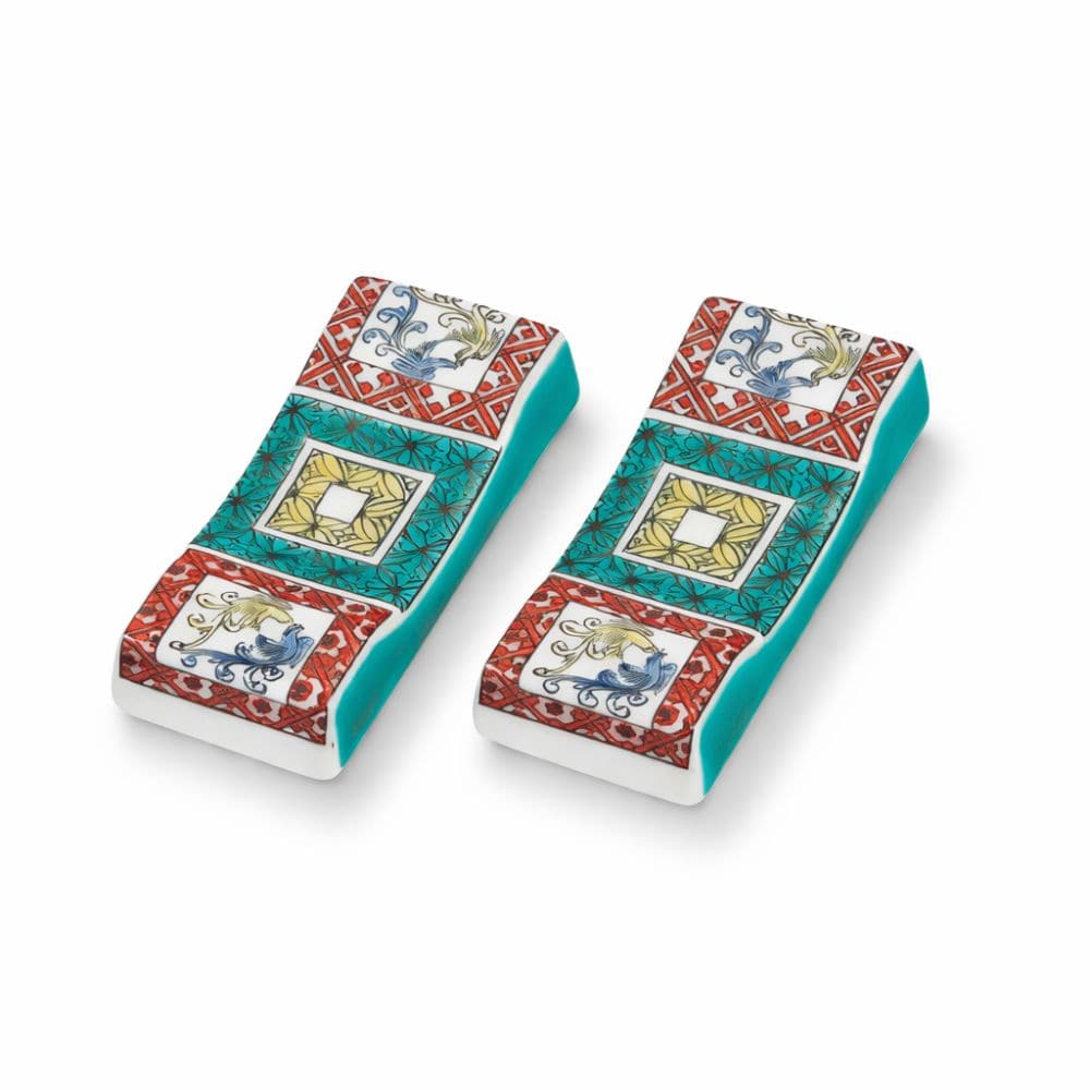 Stone Pavement Kutani Chopstick Rest (Pair) Stone Pavement Kutani Chopstick Rest (Pair)