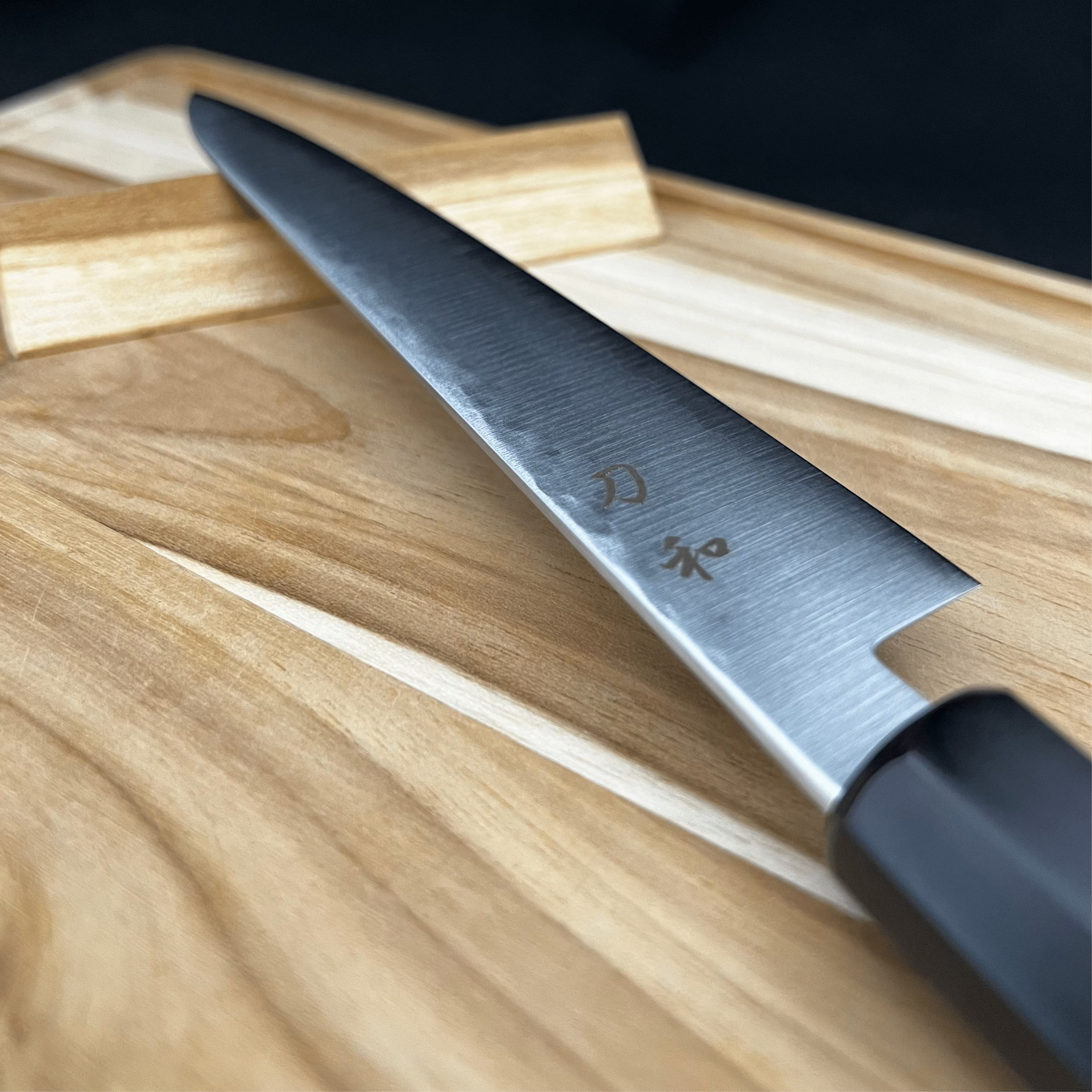 Sword Japanese Hammer-Eye Octagonal Petty Knife – 5.9 inches (15 cm), Gray Sword Japanese Hammer-Eye Octagonal Petty Knife – 5.9 inches (15 cm), Gray