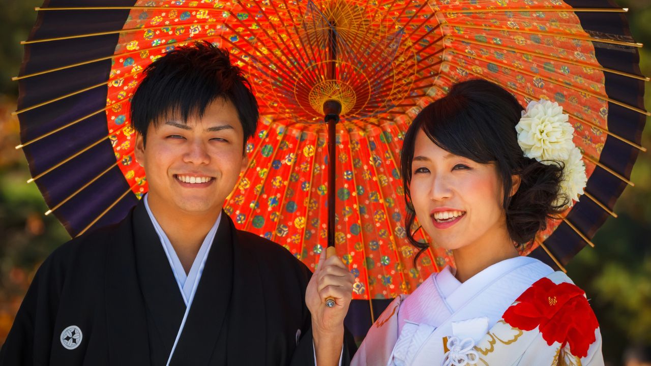 Japanese Wedding Gift Etiquette and Elegant Gift Ideas