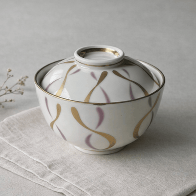 Arita Lidded Gold Arabesques Bowl Arita Lidded Gold Arabesques Bowl