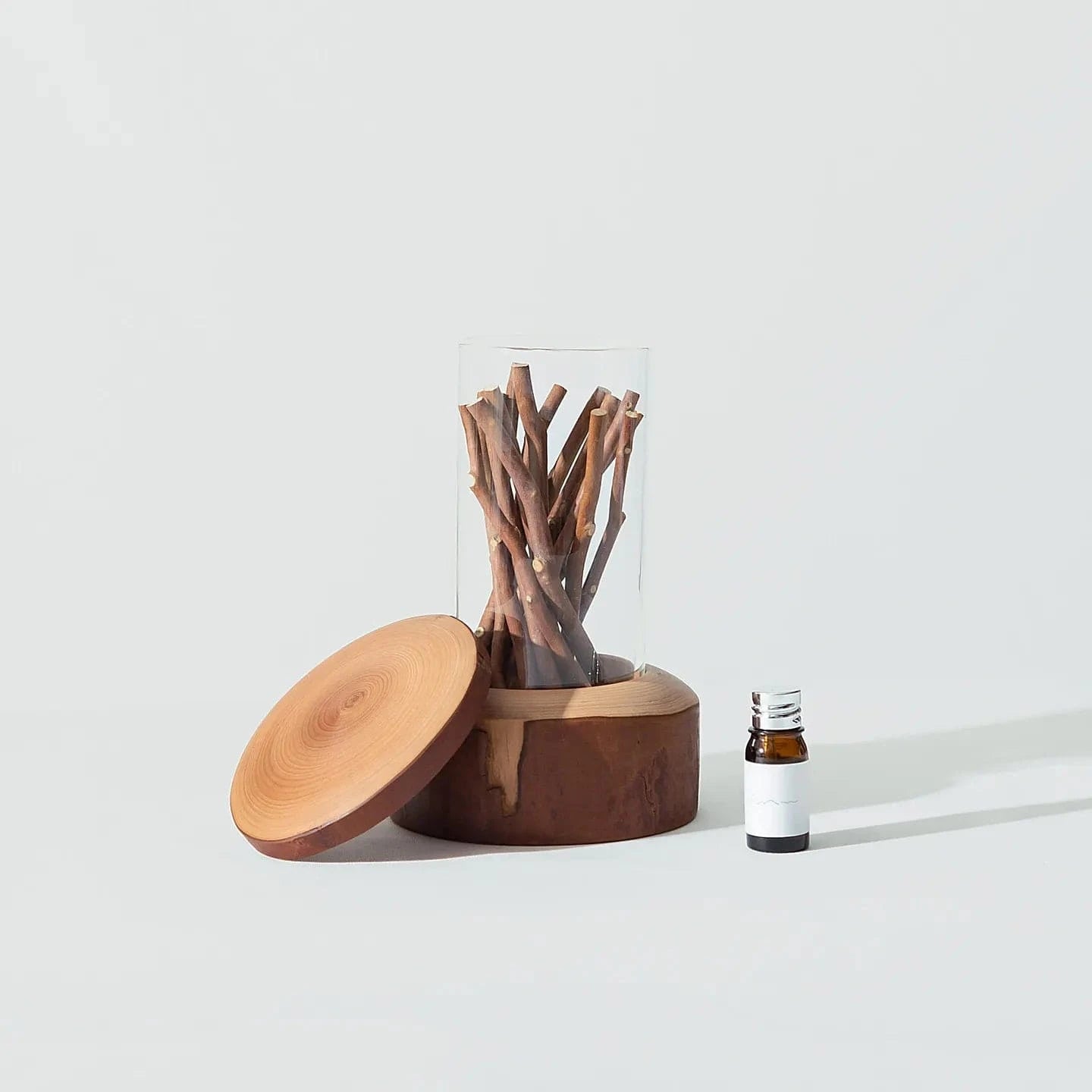 Aroma Diffuser Himeshara Blended essential oils (cedar/black moji) Aroma Diffuser Himeshara Blended essential oils (cedar/black moji)