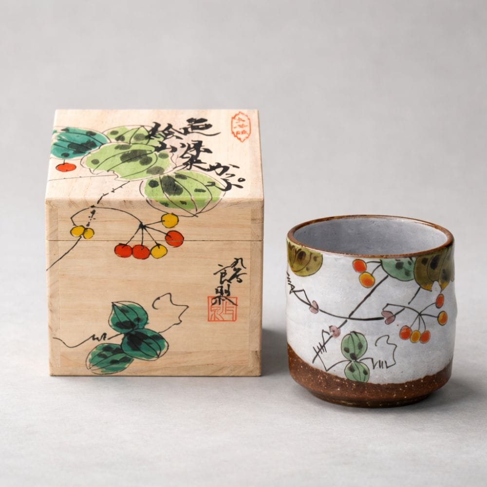 Artisan Kutani Botanical Tea Cup Artisan Kutani Botanical Tea Cup