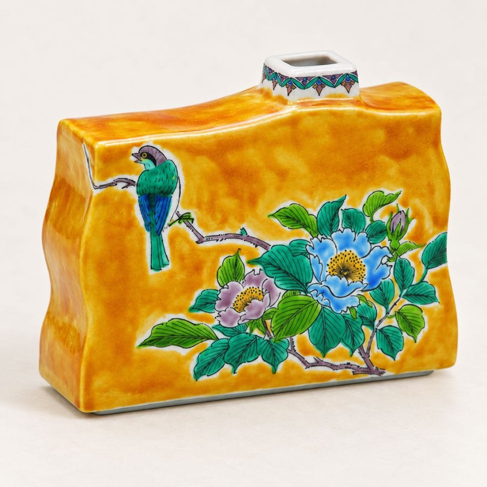 Yoshidaya Hamanasu & Bird Kutani Bud Vase – Bizan Kiln Bizan Kiln Hamanasu & Bird Kutani Vase | My Japanese World