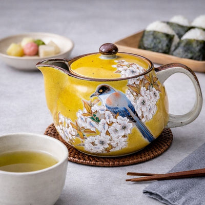 Cherry and Bird Kutani Tea Pot Cherry and Bird Kutani Tea Pot