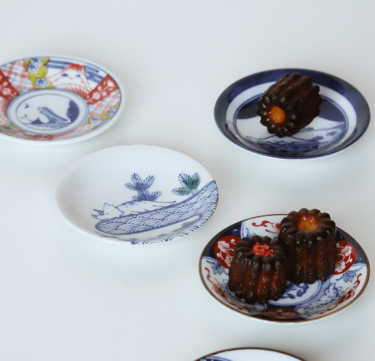 Edokko Kyoryu Happy Picture Book (Mini Plate 4-Piece Set) Edokko Kyoryu Happy Picture Book (Mini Plate 4-Piece Set)