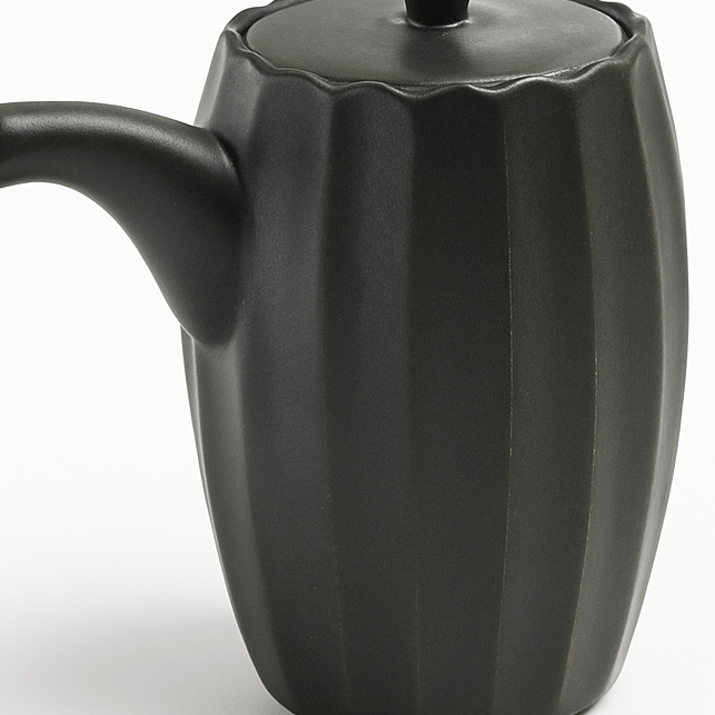 Fluted Soy Sauce Dispenser [Black] Fluted Soy Sauce Dispenser [Black]