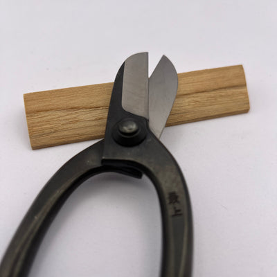 Hand-Forged Japanese Flower Scissors Hand-Forged Japanese Flower Scissors