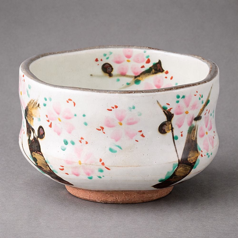 Hand-painted Kasumi-Sakura Matcha Set [Matcha Bowl + Whisk] Hand-painted Kasumi-Sakura Matcha Set [Matcha Bowl + Whisk]