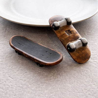 Handcrafted Skateboard Chopstick Rest Set [6 pieces] Handcrafted Skateboard Chopstick Rest Set [6 pieces]