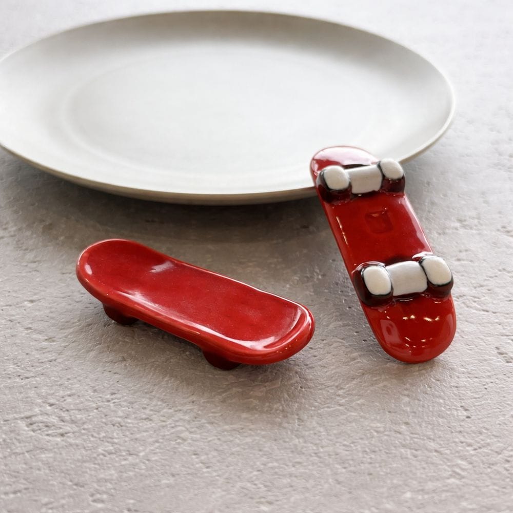 Handcrafted Skateboard Chopstick Rest Set [6 pieces] Handcrafted Skateboard Chopstick Rest Set [6 pieces]