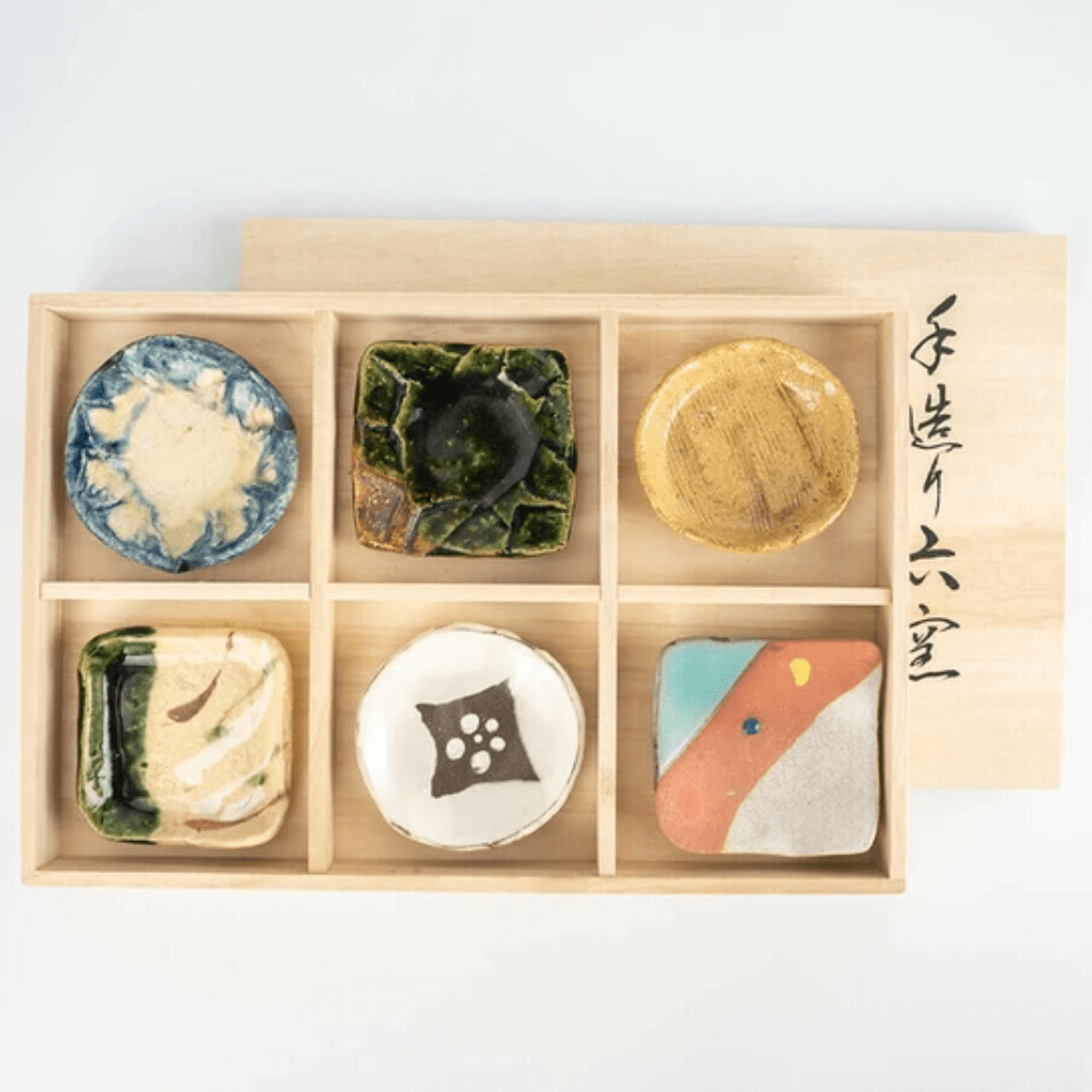 Handmade Rokugama Small Plate Set Handmade Rokugama Small Plate Set
