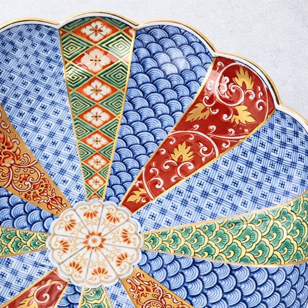 Hasami Chrysanthemum Dinner Plate Hasami Chrysanthemum Dinner Plate