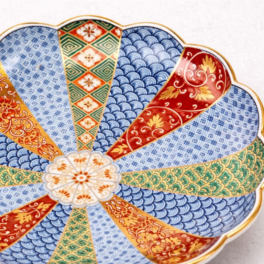 Hasami Chrysanthemum Small Plate Hasami Chrysanthemum Small Plate