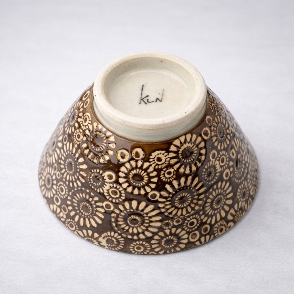 Hasami Hana Inban Pattern Rice Bowl Hasami Hana Inban Pattern Rice Bowl