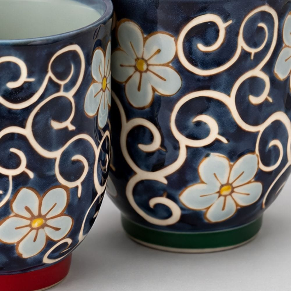Hasami Kikyo Arabesque Tea Cups Set Hasami Kikyo Arabesque Tea Cups Set