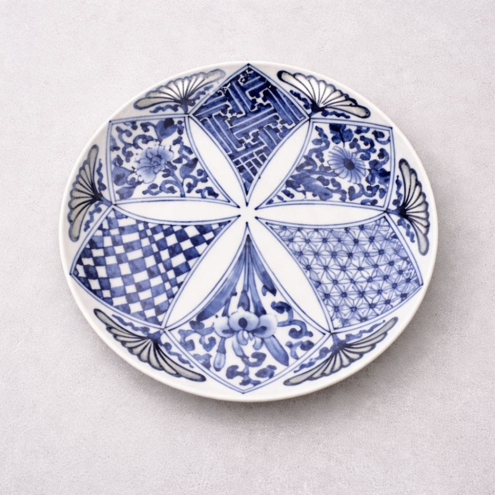 Hasami Silver Flower Dinner Plate Hasami Silver Flower Dinner Plate