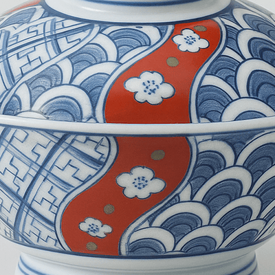 Imari Plum Ribbon Donburi Imari Plum Ribbon Donburi