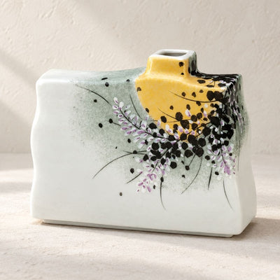 Kinsai Hagi Kutani Flower Vase – Gold & Bush Clover Kinsai Hagi Kutani Flower Vase | My Japanese World