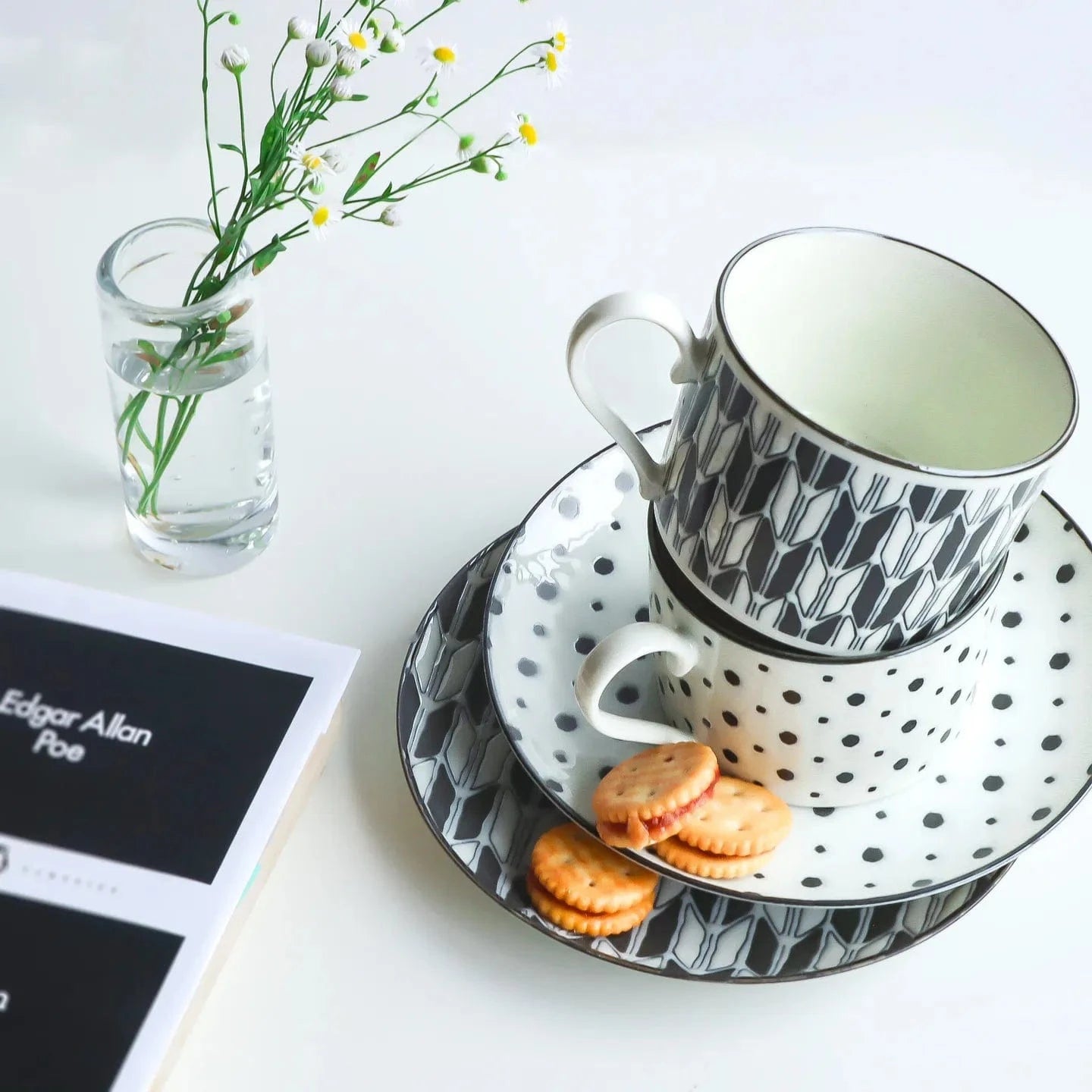 KOMON Coffee Cup & Saucer Set (5 pieces) KOMON Coffee Cup & Saucer Set (5 pieces)