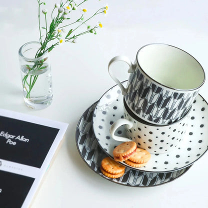 KOMON Coffee Cup & Saucer Set (5 pieces) KOMON Coffee Cup & Saucer Set (5 pieces)