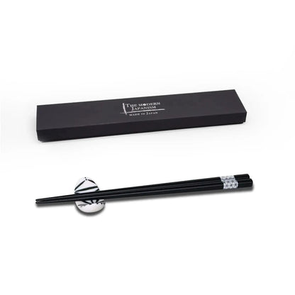 Komon Yagasuri Chopsticks and Chopstik Rest Set Komon Yagasuri Chopsticks and Chopstik Rest Set - Japanese Chopsticks | MyJapaneseWorld