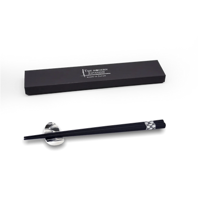 Komon Yagasuri Chopsticks and Chopstik Rest Set Komon Yagasuri Chopsticks and Chopstik Rest Set - Japanese Chopsticks | MyJapaneseWorld