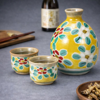 Kutani Floral Sake Set Kutani Floral Sake Set