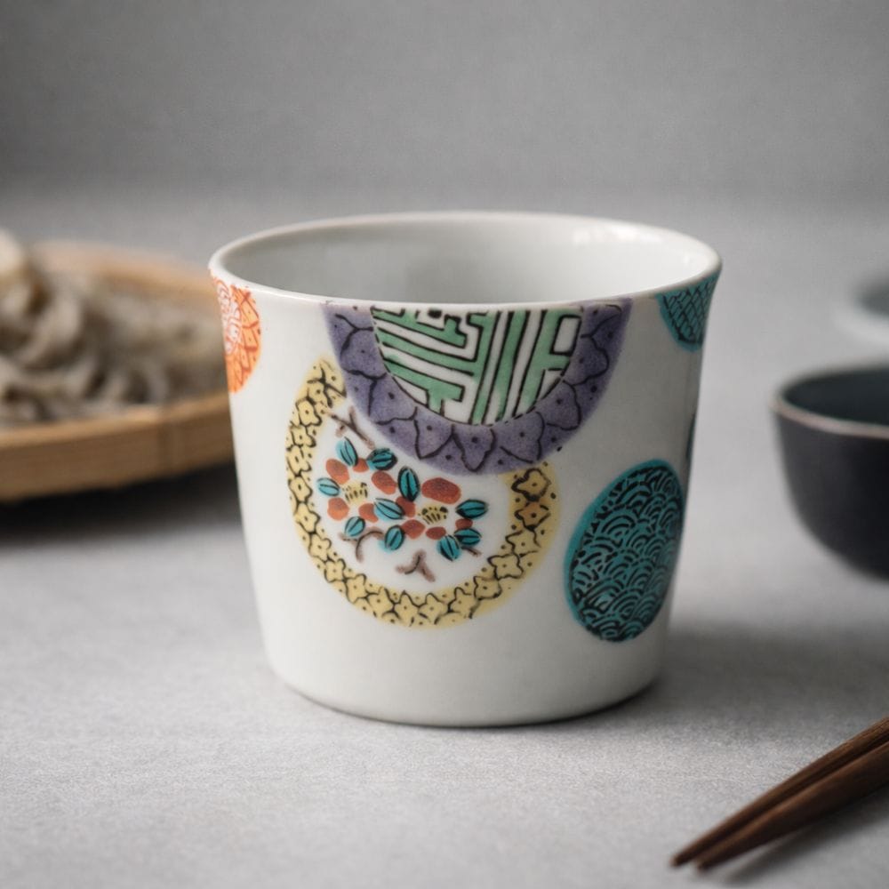 Kutani Harmony Medallions Soba Cup Kutani Harmony Medallions Soba Cup