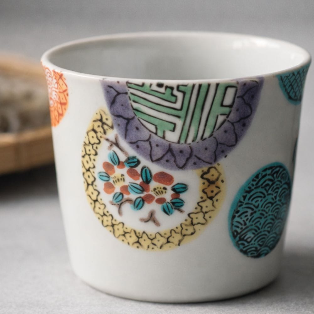 Kutani Harmony Medallions Soba Cup Kutani Harmony Medallions Soba Cup
