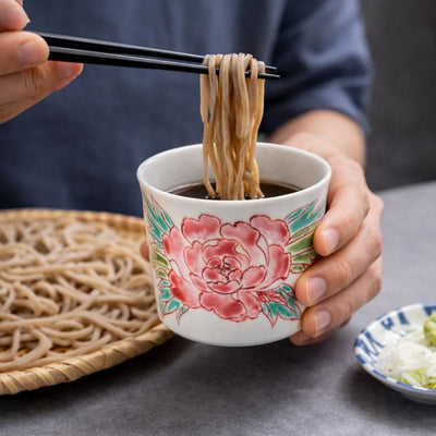 Kutani Peony Soba Cup Kutani Peony Soba Cup