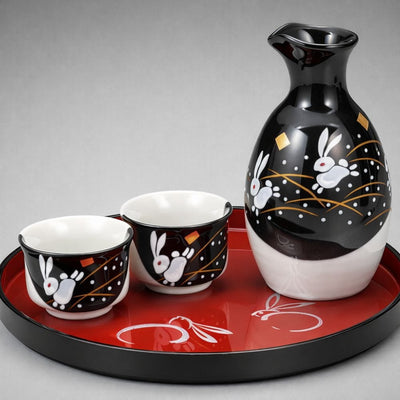Kutani Rabbits Sake Set [1 Bottle, 2 Cups, 1 Tray] Kutani Rabbits Sake Set [1 Bottle, 2 Cups, 1 Tray]