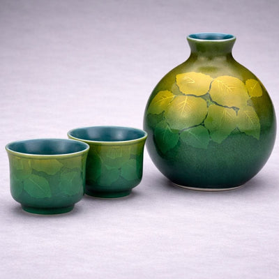 Kutani Tea Flower Sake Set Kutani Tea Flower Sake Set