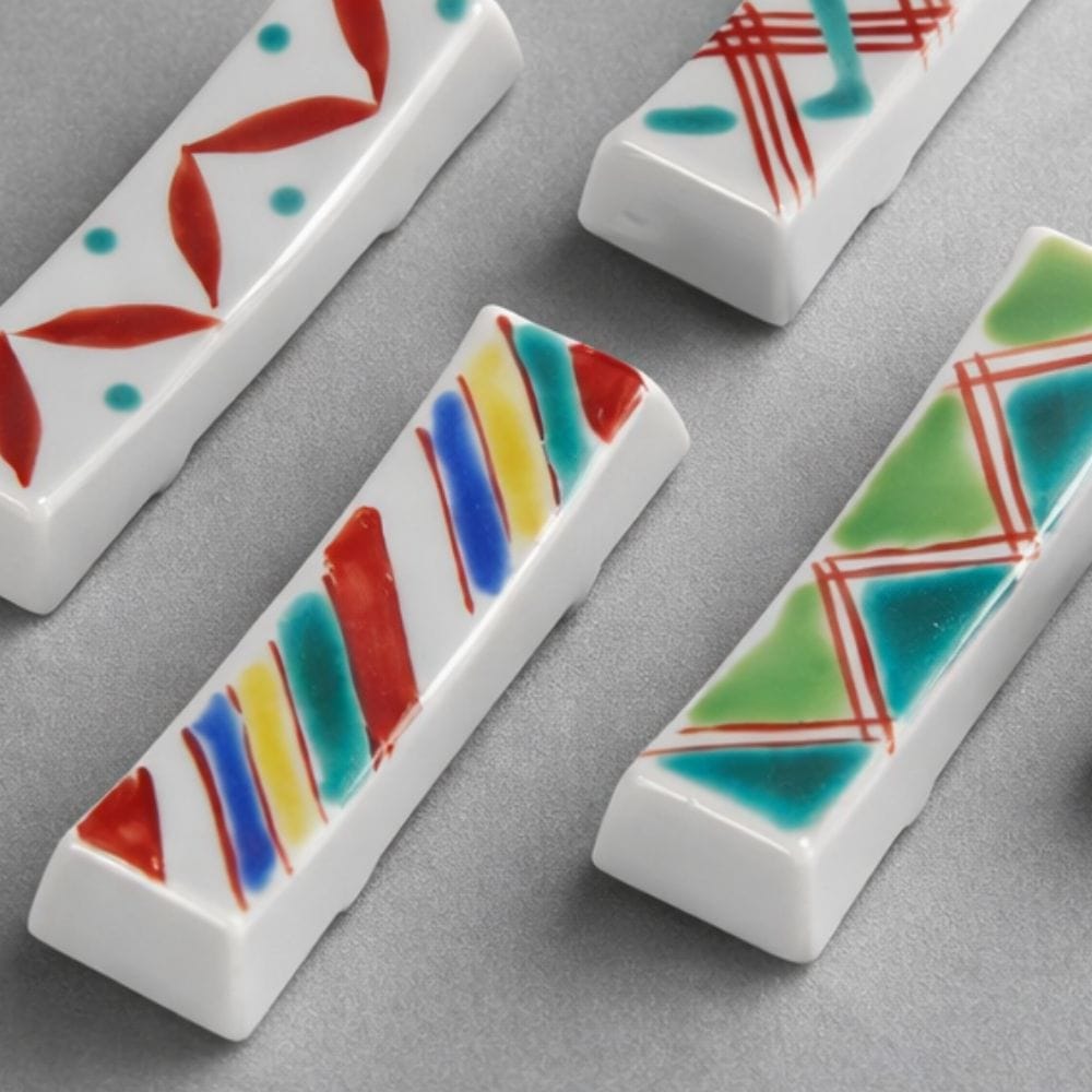 Kutani Ware Hashioki Set (5 pcs) - Geometric Patterns Kutani Ware Hashioki Set (5 pcs) - Geometric Patterns