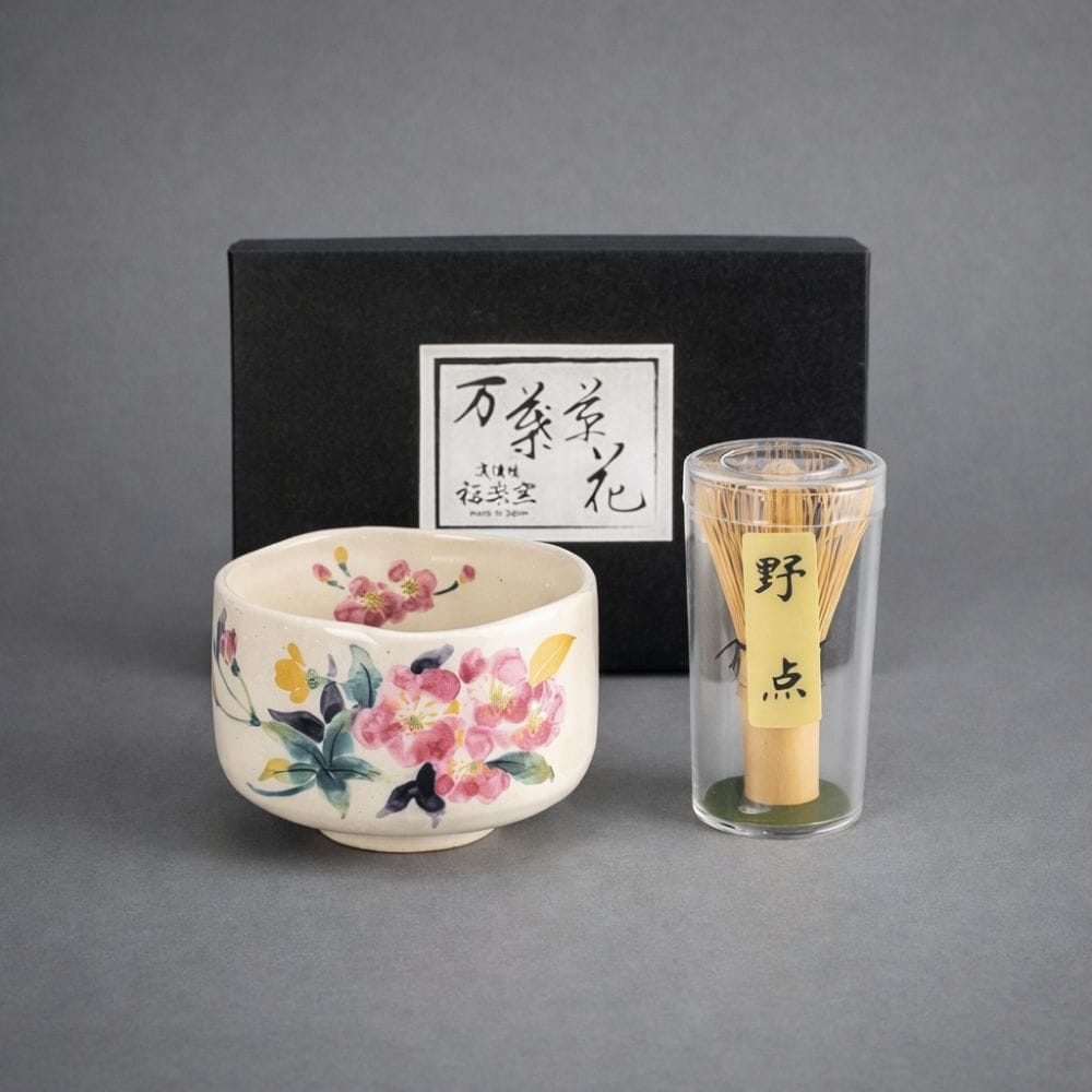 Manyosoka Sakura Matcha Tea Set Manyosoka Sakura Matcha Tea Set
