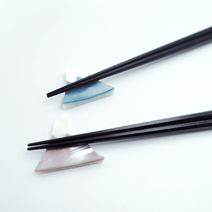 Maruhachi Chopsticks Couple Set (Shell Chopstick Rest) Maruhachi Chopsticks Couple Set (Shell Chopstick Rest)