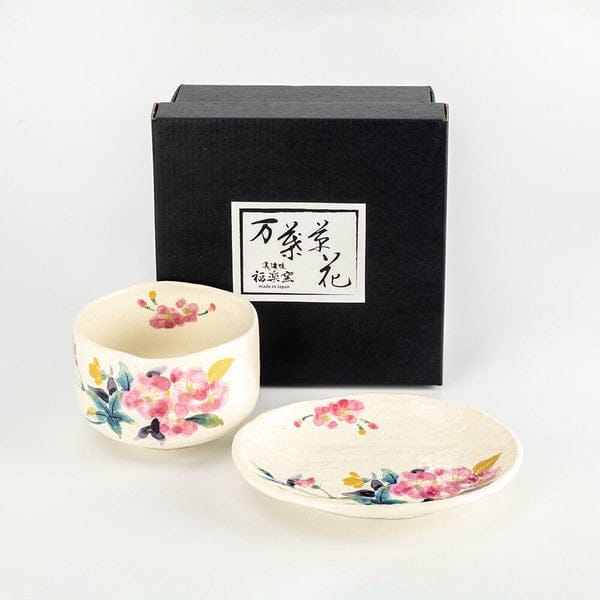 Mino Manyosoka Sakura Tea Set [Matcha Bowl + Plate] Mino Manyosoka Sakura Tea Set [Matcha Bowl + Plate]