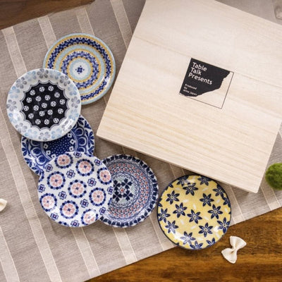 Mino Pottery Field Small Plates [Set of 8] Mino Pottery Field Small Plates [Set of 8]