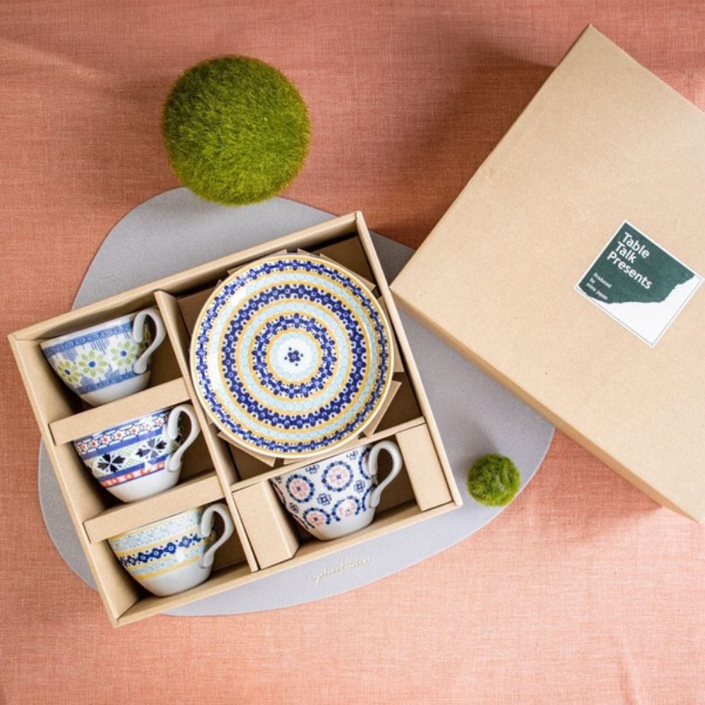 Mino Pottery Field Tea Cups [Set of 4] Mino Pottery Field Tea Cups [Set of 4]