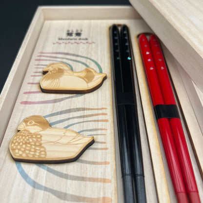 Oshidori (Mandarin Ducks) Chopsticks and Oshidori shaped rest pair Set Oshidori (Mandarin Ducks) Chopsticks and Oshidori shaped rest pair set - Japanese Chopsticks | MyJapaneseWorld
