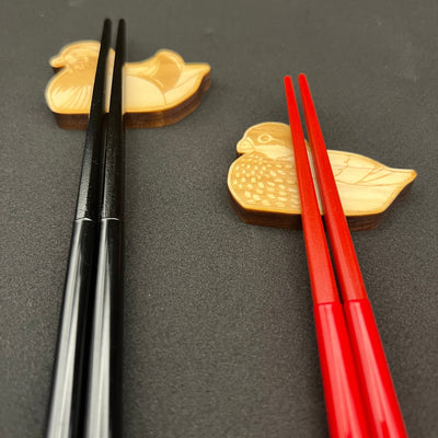 Oshidori (Mandarin Ducks) Chopsticks and Oshidori shaped rest pair Set Oshidori (Mandarin Ducks) Chopsticks and Oshidori shaped rest pair set - Japanese Chopsticks | MyJapaneseWorld