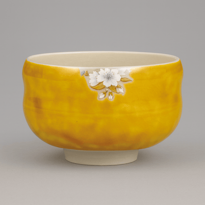 Yoshidaya Mountain Cherry and Bird Matcha Bowl Yoshidaya Mountain Cherry and Bird Matcha Bowl