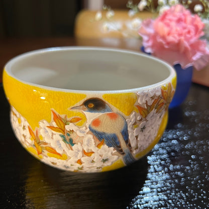 Yoshidaya Mountain Cherry and Bird Matcha Bowl Yoshidaya Mountain Cherry and Bird Matcha Bowl