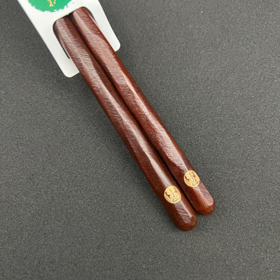 Zentoyoyo Kezuri Chopsticks and Tombo shaped rest MEDIUM Zentoyoyo Kezuri Chopsticks Pair Set - Japanese Chopsticks | MyJapaneseWorld